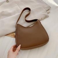 ราคา SALE กระเป๋าสะพายไหล่ หนังPU งานสวย A06 (19977306332)