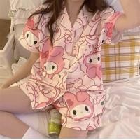 ราคา 802 SBT ชุดนอนผ้าซาติน ชุดนอนแขนสั้น ขาสั้น แต้งกระดุมด้านหน้า ลวดลายน่ารักสบายตา เนื้อผ้าเบา บาง นิ่ม ลื่น แนะนำมากค่ะ (20907312741)