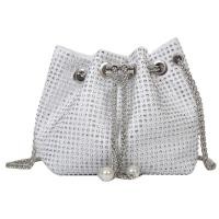 ราคา พร้อมส่ง กระเป๋าเพชรทรงขนมจีบ งานวิ้ง สายเลสหนา (21650728717)