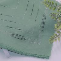 ราคา ฮิญาบจตุรัสประดับเลื่อมเบลล่าจากสวารอฟสกี้ ฮิญาบรูปสี่เหลี่ยม ผ้าคลุมหน้าหกเหลี่ยม4 SEGI4ฮิญาบ (17419203666)