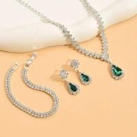 ราคา 3ชิ้นชุดสีแดงน้ำ DOP สร้อยคอหินต่างหูสร้อยข้อมือคริสตัลเต็มรูปแบบจี้สีฟ้าสีเขียวสีแดงเครื่องประดับผู้หญิง (21431126195)