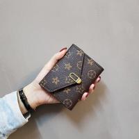 ราคา กระเป๋าสตางค์ใบกลาง 3พับ กระเป๋าผู้หญิงForever Young Wallet 3 folded wallet (21500590758)
