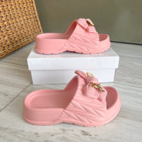 ราคา All About Things NEW รองเท้าแตะแฟชั่น แบบสวม พื้นหนา4CM มาพร้อมอะไหล่ทองสุดคิ้ว สินค้าพร้อมส่ง (21476820317)