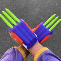 ราคา ของเล่นเด็กขายดี อุ้งเท้าหมาป่าของเล่น Wolverine toy หดได้ Tik Tokไตล์เดียวกัน cosplay ชาย ซุปเปอร์ฮีโร่ (21531396377)