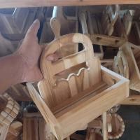 ราคา ตระกร้าไม้ขนาดเล็ก ตระกร้าใส่ของ2ช่อง ไม้สักทอง กระเช้าใส่เครื่องปรุง ตะกร้าขวดซอส ราคาถูก กล่องเก็บของ อุปกรณ์จัดเก็บ กล่องเก็บเงิน กล่องเก็บของรถ ของฝาก (15982628252)