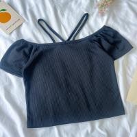 ราคา Fleurladyz เสื้อครอปเปิดไหล่สายไขว้ ผ้าร่องใหญ่เนื้อนุ่ม (21353709154)