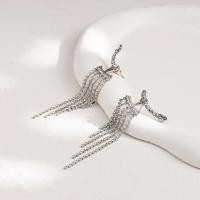 ราคา ต่างหูรูปหยดน้ำพู่ยาวประดับพลอยเทียมสไตล์เกาหลีสำหรับผู้หญิงต่างหูคริสตัลเพทายหรูหรางดงามเครื่องประดับสำหรับผู้หญิงขายส่ง (21170832818)