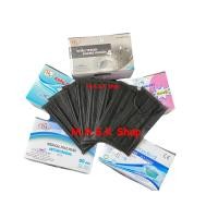 ราคา หน้ากากอนามัยนกแท้หนา4ชั้น มี5สี 4U Famapro บรรจุ50ชิ้น มีแผ่นกรองอย่างดี มีiso 9001 2015 สายคล้องหูแบนไม่ขาดง่าย ไม่เจ็บหู (12821036589)