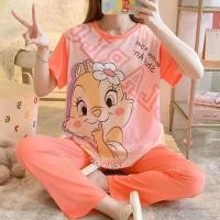 ราคา ส่งเร็วพิเศษ มาใหม่ ชุดนอน เสื้อแขนสั้น กางเกงขายาว คอตตอนผสมการ์ตูน ขนาดใหญ่ ผ้านิ่มมาก กระดุมหน้าคอปก อก42 ฟรีไซส์ DC (21612200818)