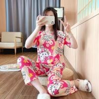 ราคา ส่งเร็วพิเศษ มาใหม่ ชุดนอน เสื้อแขนสั้น กางเกงขายาว คอตตอนผสมการ์ตูน ขนาดใหญ่ ผ้านิ่มมาก กระดุมหน้าคอปก อก42 ฟรีไซส์ DC (21612200831)