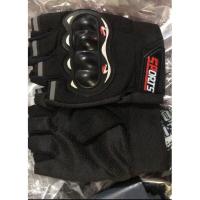 ราคา ถุงมือครึ่งนิ้ว ถุงมือขับมอเตอร์ไซค์ ถุงมือทัชสกรีน ถุงมือแบบเปิดครึ่งนิ้ว ระบายอากาศดี ไม่อับ มีกันลื่น มีสนับกันล้ม ถุงมือไบเกอร์ (21331412140)