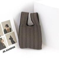 ราคา พร้อมส่งในไทย กระเป๋าถือลําลอง ผ้าถัก ลายสก๊อต แฮนด์เมด (20665654812)