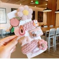 ราคา กิ๊บติดผมเด็กลายการ์ตูนน่ารัก ๆ สไตล์เกาหลี ติดไหมพรมนุ่มนิ่ม (15792504339)