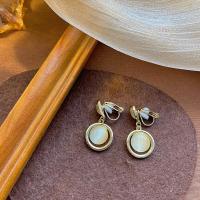 ราคา ต่างหูหนีบ สวยหรู ออร่าจับ ไม่ต้องเจาะหู ต่างหูเด็กมัธยม วัยรุ่นแฟชั่น (20525711700)