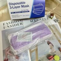 ราคา 50 PCS 50 ชิ้น Face Mask หน้ากากอนามัย 3 ชั้น ไซส์ผู้ใหญ่ 1 กล่องมี 50 ชิ้น พร้อมส่ง ดำ ฟ้า เขียว ขาว เทา ม่วง ผง (13700692654)