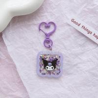 ราคา Sanrio พวงกุญแจพวงกุญแจรถน่ารัก Cinnamoroll Luminous แบบพกพาจี้อุปกรณ์เสริมอะคริลิคพวงกุญแจ Cinnamoroll Quicksand Sequins Luminous แบบพกพาจี้อุปกรณ์เสริม (21436685367)