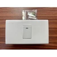 ราคา ช้าง ปลั๊กไฟ สวิตช์ไฟ ชุดสวิตช์ไฟบ้าน ชุดปลั๊กไฟบ้าน สำเร็จรูป ครบชุด พร้อมหน้ากากและบล็อกลอยสีขาว เข้าสายไฟแบบเสียบ ของแท้ (10194731373)