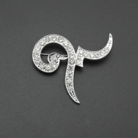 ราคา เข็มกลัดเลข ๙ ไทยติดหน้าอก เข็มกลัดที่ระลึก สะสม ฝังเพรช (21460636501)