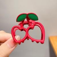 ราคา คลิปหนีบขีดข่วนหวานเล็กๆน้อยๆสำหรับแมวตัวเมียคลิปรูปหมีคลิปผมน่ารักที่หนีบผมปากปลาฉลามเล็กๆที่ด้านหลังของศีรษะกิ๊บติดผมประดับศีรษะเชอร์รี่ (21560646185)
