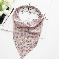 ราคา LETIAN ผ้าพันคอทรงสามเหลี่ยมสำหรับใช้กับผมผ้าพันคอแต่งผมพิมพ์ลายดอกไม้ยางรัดผมยางรัดผมสำหรับผู้หญิงโดนัทรัดผม (11220406675)