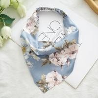 ราคา LETIAN ผ้าพันคอทรงสามเหลี่ยมสำหรับใช้กับผมผ้าพันคอแต่งผมพิมพ์ลายดอกไม้ยางรัดผมยางรัดผมสำหรับผู้หญิงโดนัทรัดผม (11220406683)