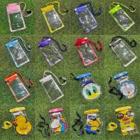 ราคา ซองกันน้ำ ซองใส่มือถือ ซองกันน้ำ ซองใส่โทรศัพท์ กันน้ำ ลายการ์ตูน คละลาย พร้อมส่ง (21472337954)