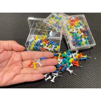 ราคา เข็มหมุดติดบอร์ด 100ตัว กล่อง หมุดปักบอร์ด เข็มหมุดปักแผนที่ หมุดพลาสติกหลากสี (21394522079)