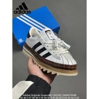 ราคา adidas originals superstar white black sneakers รองเท้าผ้าใบผู้ชาย รองเท้าวิ่ง รองเท้าเทรนนิ่ง รองเท้าบุริมสวย รองเท้าผ้าใบสีดำ (21711369897)