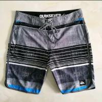 ราคา Quiksilver กางเกงขาสั้น ลำลอง แห้งเร็ว ทรงหลวม มีกระเป๋าคู่ สำหรับใส่เที่ยวทะเล (10838222133)