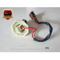 ราคา พลาสติกปิดตูดกรองดักน้ำ สายไฟ ISUZU D MAX ปี 2003 2005 NAVARA ไต้หวัน ชุดละ250บาท (16940492232)