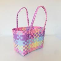 ราคา ตระกร้าสาน เส้นพลาสติกสาน ตระกร้าสานเส้นพลาสติก ตระกร้าจ่ายตลาด ตระกร้าใส่ของ ตระกร้า ตระกร้าสาน กระทัดรัด ขนาด กว้าง16ยาว27สูง16 5 สายจับสูง 14CM วัดจากขอบปากตระกร้า (21390603287)