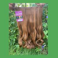 ราคา แฮร์พีช hairpiece แฮร์พีช calawigs ชิ้นหนาพิเศษไหมด้านเหมือนผมจริง แฮร์พีชปลายงุ้ม รหัส S8912L กว้าง26cm ยาว55cm (7166956381)