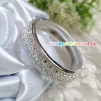 ราคา กำไลข้อมือลายไทยโบราณ ราคาต่อ 1 วง สีทองลงยา งานสวยอย่างดี เครื่องประดับชุดไทย กำไลข้อมือรุ่น 20229 (21757369456)