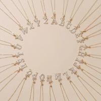 ราคา สร้อยคอจี้รูปตัวอักษรรูปมงกุฎเพทายลูกบาศก์หญิงสำหรับสุภาพสตรีสร้อยคอทองแดงเครื่องรางตัวอักษร A Z ขนาด26นิ้วประดับอัญมณีเริ่มต้น (21431226647)