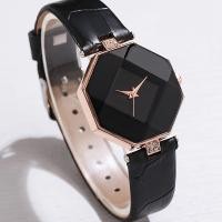ราคา Kegllect 5ชิ้น ชุดนาฬิกาผู้หญิงรูปหลายเหลี่ยมแบบลำลองนาฬิกาควอตซ์อนาล็อกนาฬิกาและกำไลข้อมือหนัง PU (21526787823)