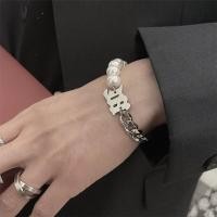 ราคา MIAOYA แฟชั่นสร้อยคอมุกเย็บหญิง ตัวอักษร B ออกแบบสร้อยคอคู่รักสไตล์ฮิปฮอป ไอเทมร้อน INS (8336998014)