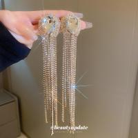 ราคา ต่างหูเพชรสวยๆ ต่างหูระย้า crystal (21357843679)