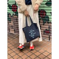 ราคา MINI RECTANGLE กระเป๋าผ้าไนลอนกันน้ำกันเลอะ กระเป๋าสะพาย everyday tote (21410104704)