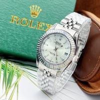 ราคา นาฬิกาข้อมือผู้หญิง แบรนด์หรู ประดับเพชรรอบเรือน มีวันที่ หน้าปัด 30 มม พร้อมกล่องกระดาษแบรนด์ (21614040485)