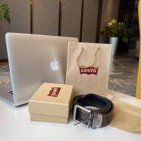 ราคา พร้อมส่ง เข็มขัด LEVIS กระเป๋าสตางค์ กล่อง ถุงกระดาษ แถมที่เจาะรูฟรี (21400510110)