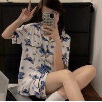 ราคา 802 SBT ชุดนอนผ้าซาติน ชุดนอนแขนสั้น ขาสั้น แต้งกระดุมด้านหน้า ลวดลายน่ารักสบายตา เนื้อผ้าเบา บาง นิ่ม ลื่น แนะนำมากค่ะ (20907312747)