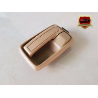 ราคา มือเปิดอันใน เบ้ารอง ISUZU KBZ 2500 สีครีม ข้างLH ซ้าย อันละ70บาท (12659810453)