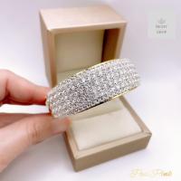 ราคา งา่นอลัง กำไลเพชรออกงานงานอลังประดับเพชรเรียงแถวหน้ากว้าง สวยอลังดั่งนางพญา รอบวง20 5cm (21778000105)