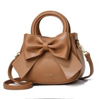 ราคา H0114 กระเป๋าถือ พร้อมส่ง กระเป๋าสะพายข้าง แฟชั่นผู้หญิง แต่งงาน ใบเล็ก 8 นิ้ว โบว์ สีพาสเทล น่ารัก ออกงาน มีสายสะพาย ปรับสายได้ หนัง PU (21504102223)
