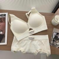 ราคา ชุดชั้นในสปอร์ตบรา CK Sport Bra ชุดชั้นใน กางเกงใน แบบนิ่ม ป้องกันกระแทก ไร้รอยต่อ บราเซ็กซี่ สําหรับผู้หญิง (21585458907)