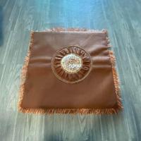 ราคา อาสนะแบบหนา พรมนั่งสำหรับพระสงฆ์ ที่นั่งสำหรับพระสงฆ์ พรมนั่งสวดมนต์ เนื้อนุ่มนั่งสบายลดการเมื่อยล้า ขนาด 60x60ซม หนา 3ซม (21796256142)