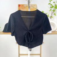 ราคา KaeKai พร้อมส่ง เสื้อครอป เอวลอย แขนสั้น คอวี ผูกโบว์ ด้านหน้า แซ่บๆ สายฝอ สไตล์เกาหลี (21262622264)