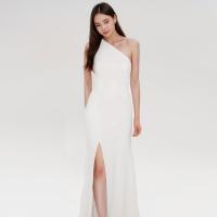 ราคา Closet Crush เดรสยาวปาดไหล่ผ่าหน้า สีขาว (21561151025)
