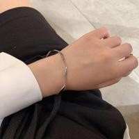 ราคา กำไลพันข้อมือวินเทจบิดสร้อยข้อมือกำไลเปิดอินเทรนด์สำหรับผู้หญิงเครื่องประดับสำหรับงานเลี้ยงเครื่องประดับของขวัญ (21435757685)