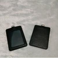 ราคา ซองนามบัตร ซองใส่บัตรพนักงานหนัง PU 2 แบบช่อง แนวตั้ง (20607463656)